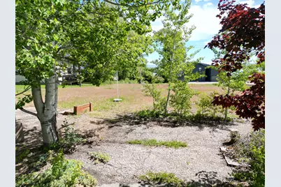 2160 N 730 West St W, Garden City, UT 84028 - Photo 35