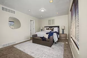 7914 S Harvel Dr, Sandy, UT 84070 - Photo 23