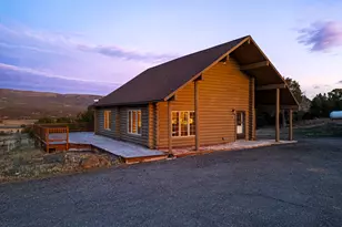 15718 N Deep Crk Rd, Lapoint, UT 84039 - Photo 3