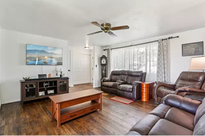 5345 W 4000 S, Hooper, UT 84315 - Photo 3