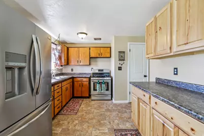 5345 W 4000 S, Hooper, UT 84315 - Photo 7