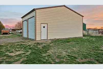 5345 W 4000 S, Hooper, UT 84315 - Photo 21