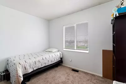 1254 W 725 N, Clinton, UT 84015 - Photo 11