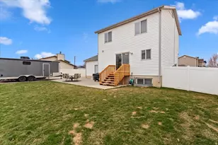 1254 W 725 N, Clinton, UT 84015 - Photo 3