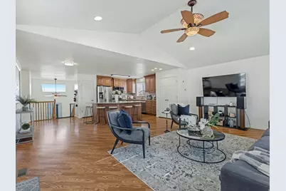 58 N Country Bend Rd, Farmington, UT 84025 - Photo 9