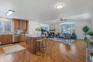 58 N Country Bend Rd, Farmington, UT 84025 - Photo 5