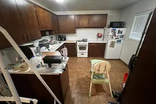 80 N 200 E, Provo, UT 84606 - Photo 15