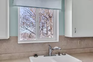 331 E Park Dr, Elk Ridge, UT 84651 - Photo 13