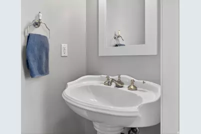 2487 W Lusterpointe Ln, West Jordan, UT 84088 - Photo 21