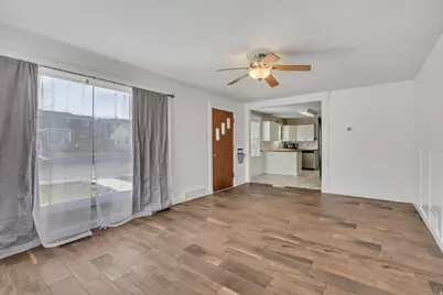 135 N Main St, Pleasant Grove, UT 84062 - Photo 3