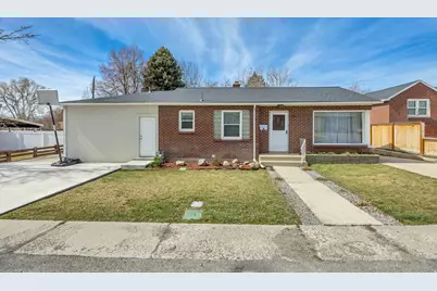 135 N Main St, Pleasant Grove, UT 84062 - Photo 1