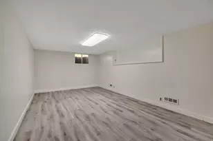 135 N Main St, Pleasant Grove, UT 84062 - Photo 17