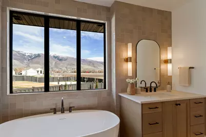 538 S 1400 W, Farmington, UT 84025 - Photo 45