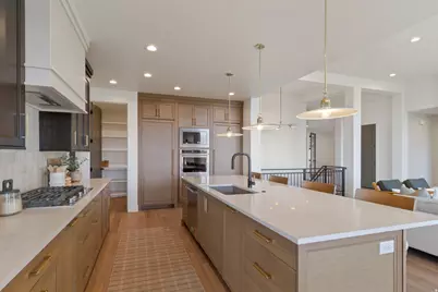 538 S 1400 W, Farmington, UT 84025 - Photo 23