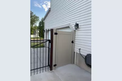 1855 E Boulder St, Eagle Mountain, UT 84005 - Photo 25