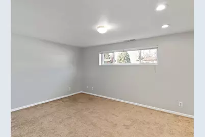 852 E Dusty Rock Pl, Sandy, UT 84094 - Photo 15