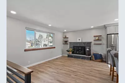 852 E Dusty Rock Pl, Sandy, UT 84094 - Photo 5