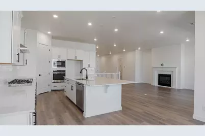 272 E Polaris Dr S #111, Saratoga Springs, UT 84045 - Photo 11