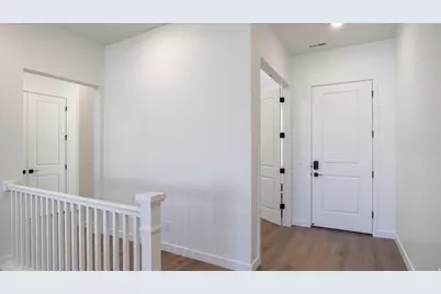 272 E Polaris Dr S #111, Saratoga Springs, UT 84045 - Photo 3