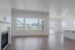 272 E Polaris Dr S, Saratoga Springs, UT 84045 - Photo 9