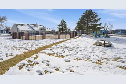 2826 N 1600 E, Layton, UT 84040 - Photo 19