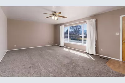 650 W 2nd Ave, Richfield, UT 84701 - Photo 9