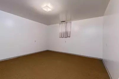 650 W 2nd Ave, Richfield, UT 84701 - Photo 21