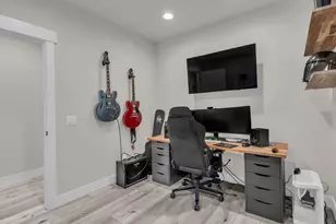 10954 S Coastal Dune Dr, South Jordan, UT 84009 - Photo 11