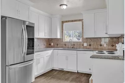 4678 W 3100 S, West Valley, UT 84120 - Photo 15