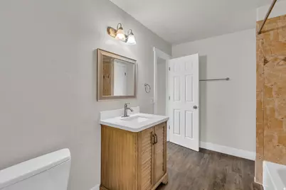 4678 W 3100 S, West Valley, UT 84120 - Photo 23