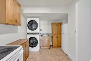 4678 W 3100 S, West Valley, UT 84120 - Photo 31