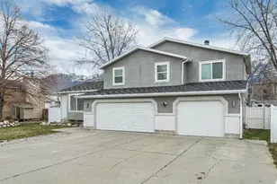 9979 S Albury Rd, Sandy, UT 84092 - Photo 17