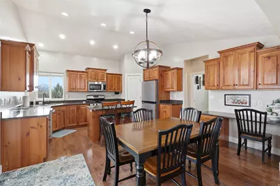 366 E 6600 S, Hyrum, UT 84319 - Photo 37