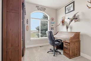 366 E 6600 S, Hyrum, UT 84319 - Photo 25