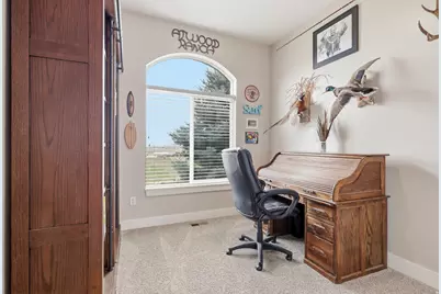 366 E 6600 S, Hyrum, UT 84319 - Photo 27