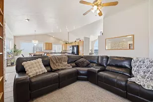 3642 W Angus Dr, South Jordan, UT 84009 - Photo 11