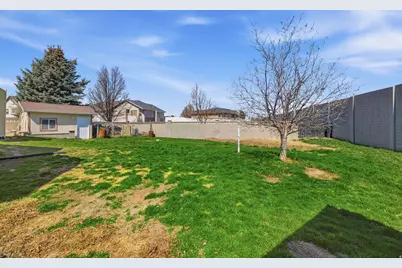 3642 W Angus Dr, South Jordan, UT 84009 - Photo 33