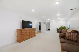 3642 W Angus Dr, South Jordan, UT 84009 - Photo 25