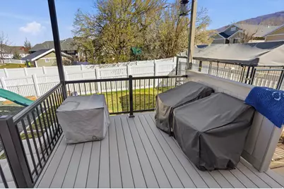 2113 E 1200 N, Layton, UT 84040 - Photo 43