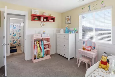 2113 E 1200 N, Layton, UT 84040 - Photo 23