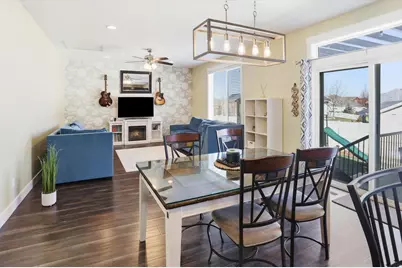 2113 E 1200 N, Layton, UT 84040 - Photo 13