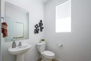 6082 W Sapphire St, West Jordan, UT 84081 - Photo 9