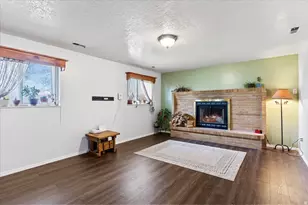 5035 S 6150 W, Hooper, UT 84315 - Photo 23