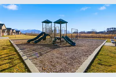 282 Cascade Ct, Saratoga Springs, UT 84045 - Photo 33