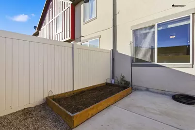 282 Cascade Ct, Saratoga Springs, UT 84045 - Photo 27