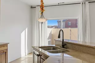 282 Cascade Ct, Saratoga Springs, UT 84045 - Photo 13