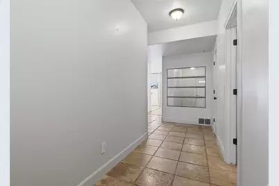 282 Cascade Ct, Saratoga Springs, UT 84045 - Photo 5