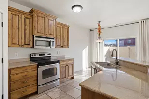 282 Cascade Ct, Saratoga Springs, UT 84045 - Photo 9