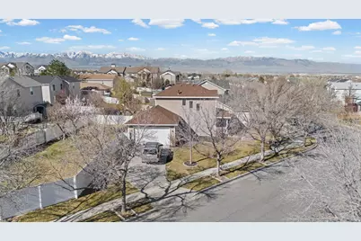 88 E Aparicio Dr, Tooele, UT 84074 - Photo 35