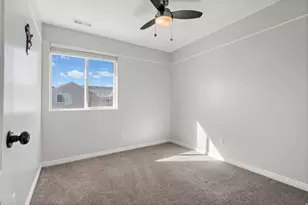 88 E Aparicio Dr, Tooele, UT 84074 - Photo 21